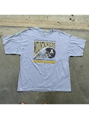 Vintage Appalachian State Mountaineers football Champions t-shirt 2XL 2005